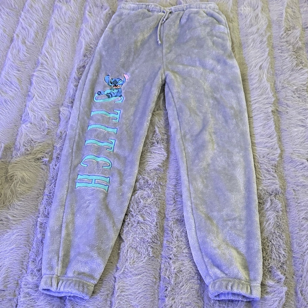 Stitch women’s Fleece Joggers - Gray